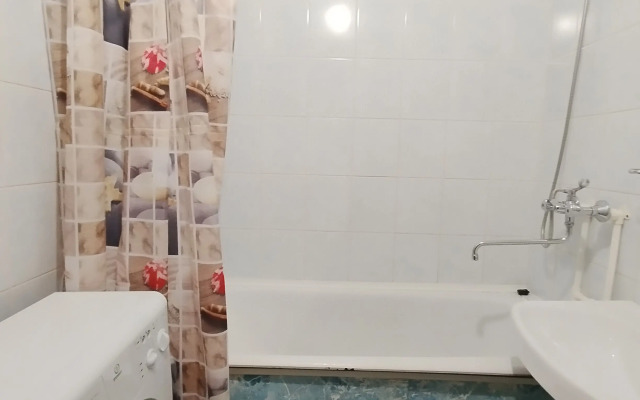 Prostornye Na Prospekte Pobedy Apartments