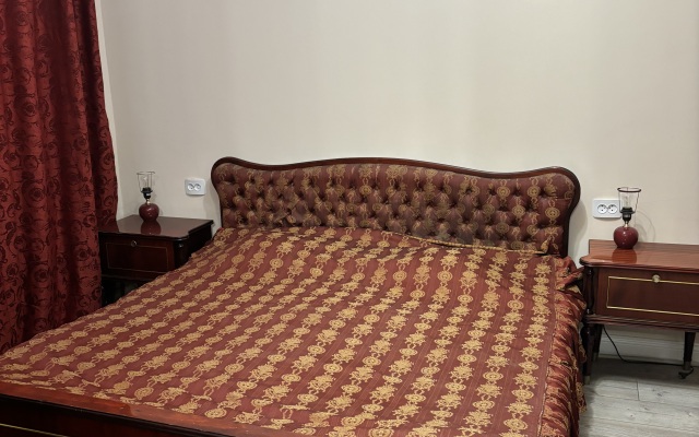 3-Kh Komnatnaya Kvartira ryadom s Vokzalom Flat