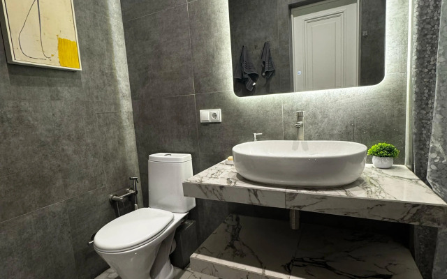 Квартира Трехкомнатная уютная с потрясающим видом на море