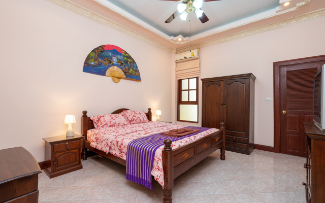 Spacious 3BR Family Villa with Private Pool Villa