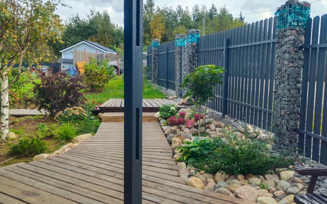 Uyutnyiy domik s baney Guest House