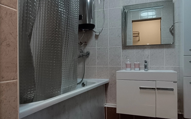 Chistaya I Uyutnaya Nedaleko Ot Tsentra Flat