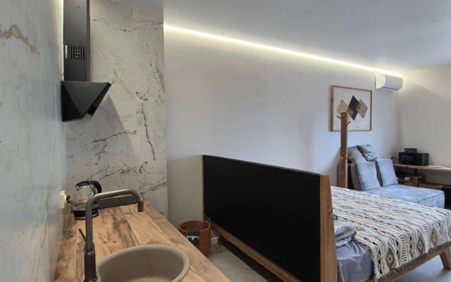 Na ulitse Praporschika Komarova 34-97A Apartment