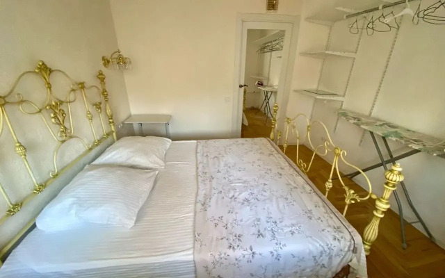 Dizayn V Tsentre Pyatigorska Apartments