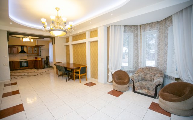 Dom V Aleksandrovke Guest house