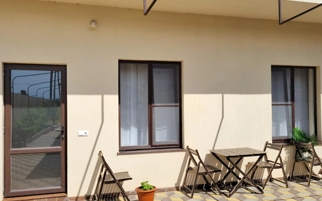 Private house u Larisy