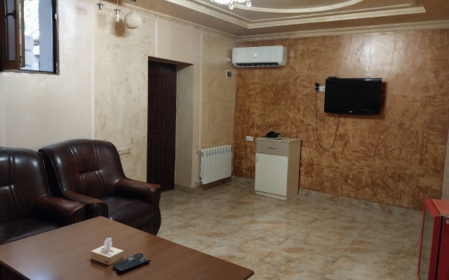 Happiness Guest House