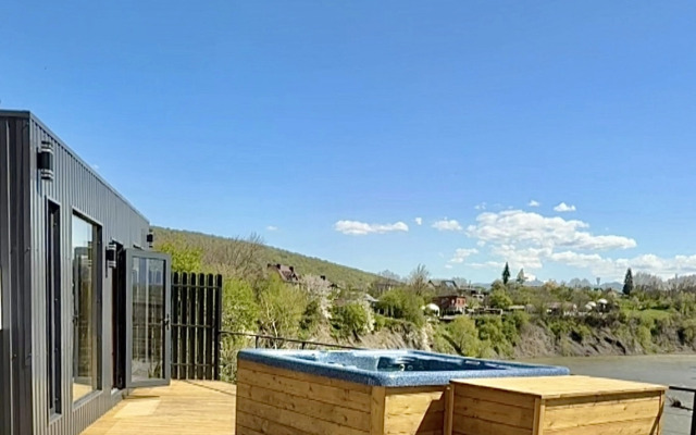 Rechnoy Berendey Guest house