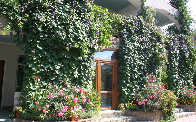 Bungalo U Romana Guest House