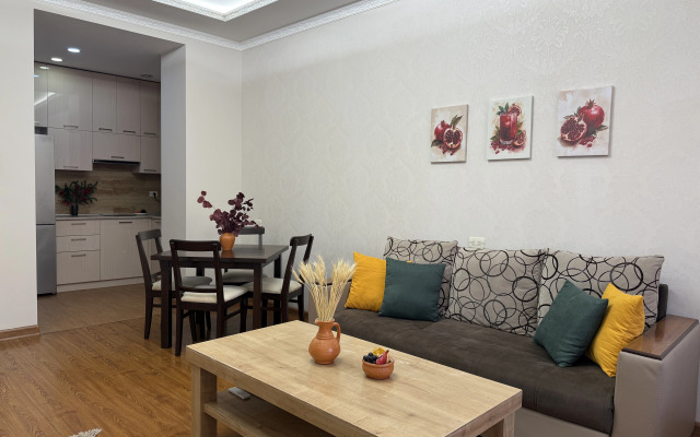 Апартаменты 2-к в самом центре Еревана