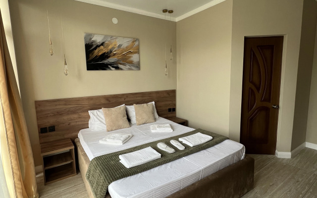 Golden Gagra Hotel