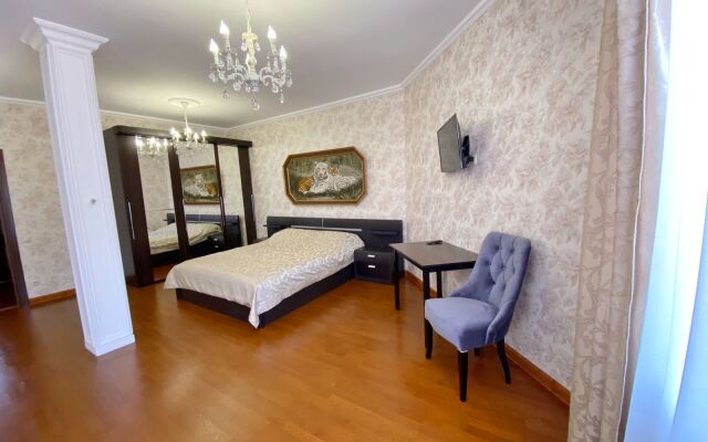 V Kedrovoy Rosche Guest House