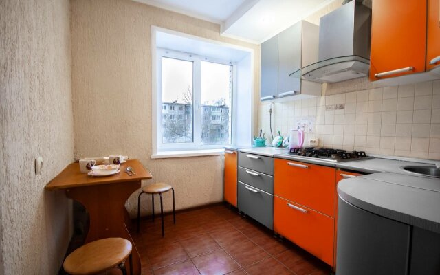 Апартаменты на Новомосковской 9