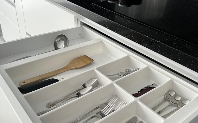 Квартира Просторная Студия с Панорамными Окнами в Центре