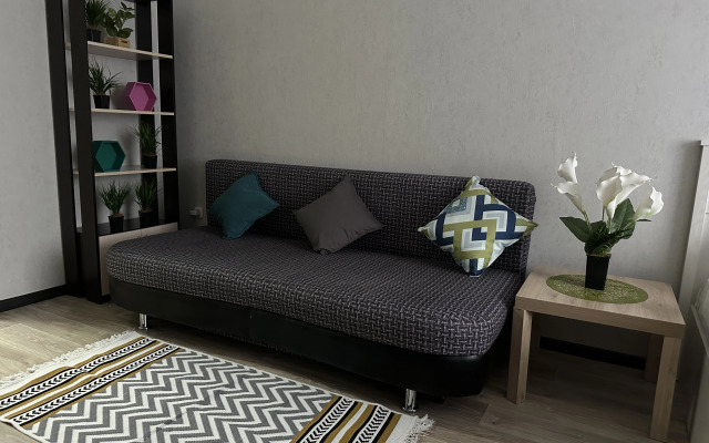 Prostornaya po Priyatnoy Tsene Flat