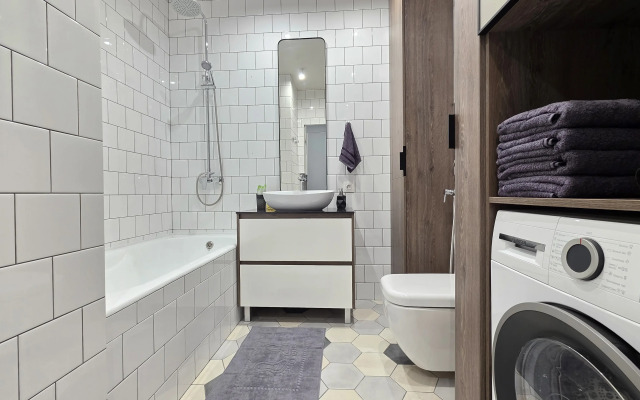 Квартира Евро 2-комнатная с дизайнерским ремонтом в центре