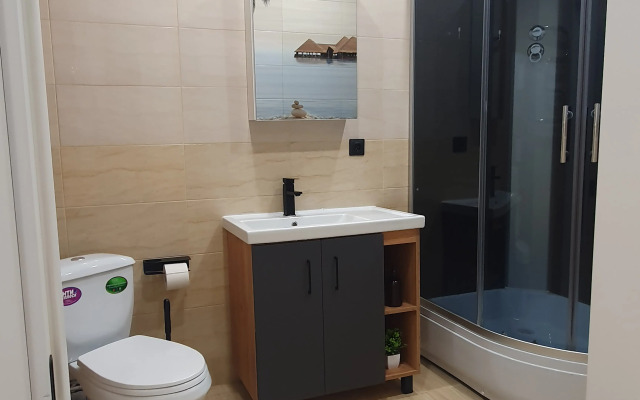 Beliy Sokol Flat