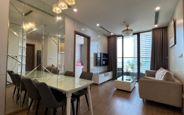 Vinhomes Sky Lake Apartments