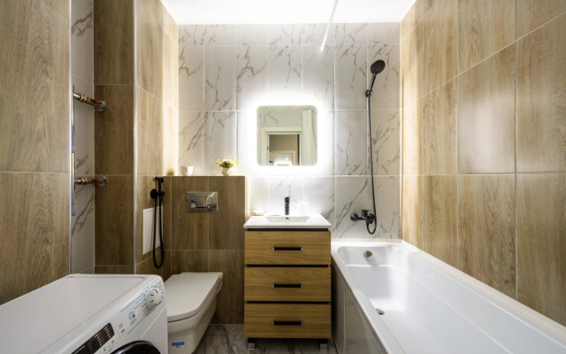 Апартаменты Комфортные двухкомнатные возле ТРЦ Планета 1