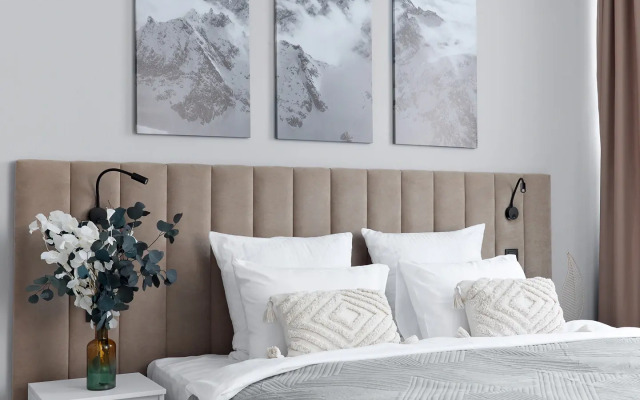 Апартаменты Студия у метро 422-1