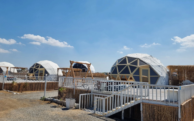 Zugulba Campground by Glam Beach Baku Glamping