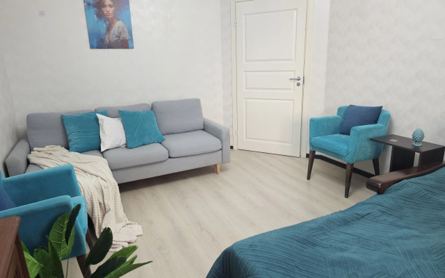 Квартира Теплый Берег в отличном доме