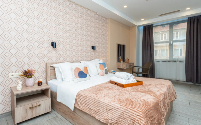 On Koghbatsi Street 16-5 Apartments