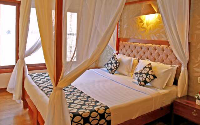 Kerala Houseboats Hotel