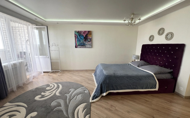 Studiya Lyuks S Dzhakuzi Flat