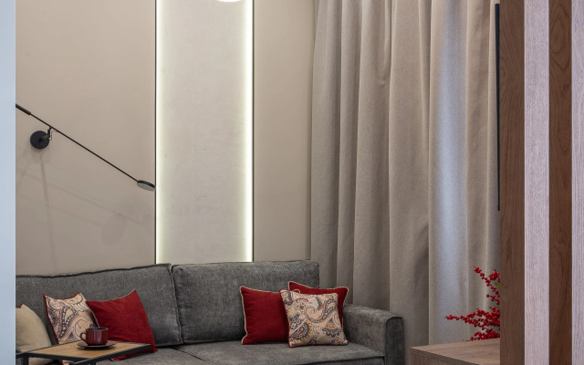 Granat s Basseynom i Mangalnoy Zonoy Villa