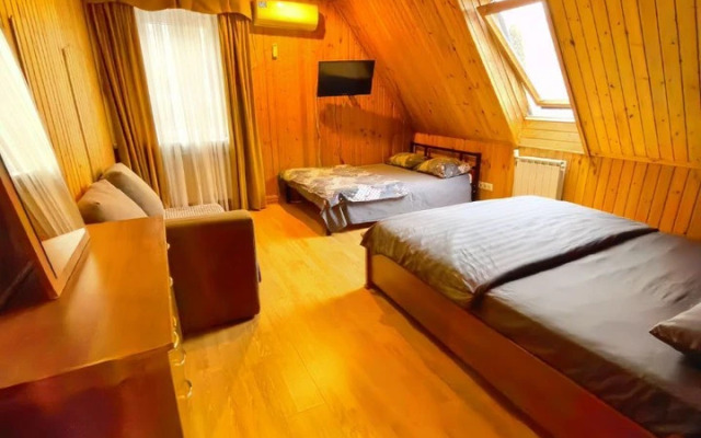 Частный дом Дом с бассейном и сауной