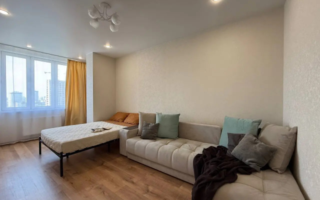 Квартира рядом с метро Золотая Нива