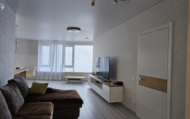 V Tsentre S Vidom na More Flat