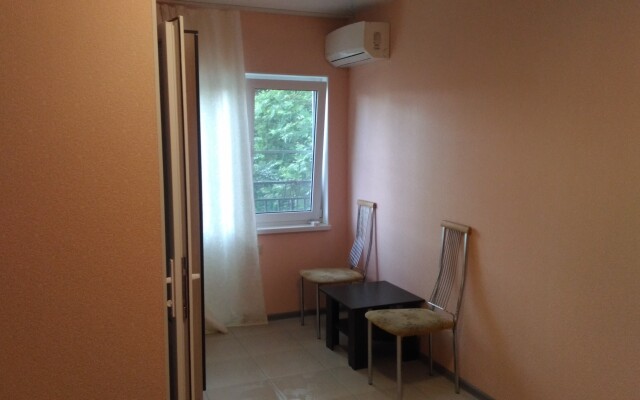 Tomichka Guest House