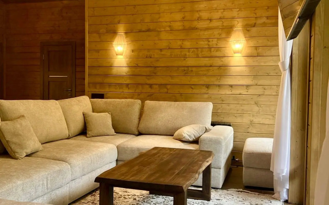 Shale Medvezhiy Ugol Guest house