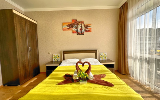 Курортный Отель GardenBerry Hotel