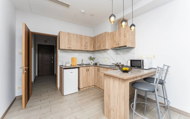 On Koghbatsi Streer 16-3 Apartments