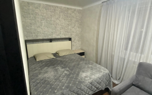 Vmestitelnaya Dvushka Na Prospekte Lenina Apartments