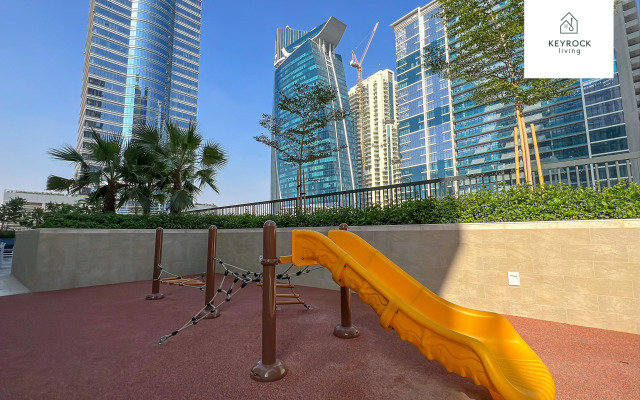 KeyRock Living Dubai Skyline & Pool Access Apartments