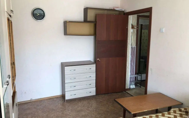 Na Ul. 40-Letiya Pobedy, 14a Flat