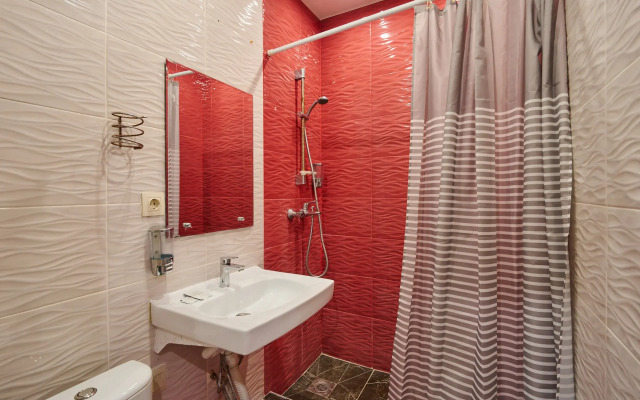 Uyutnaya Studiya S Yevroremontom Apartments