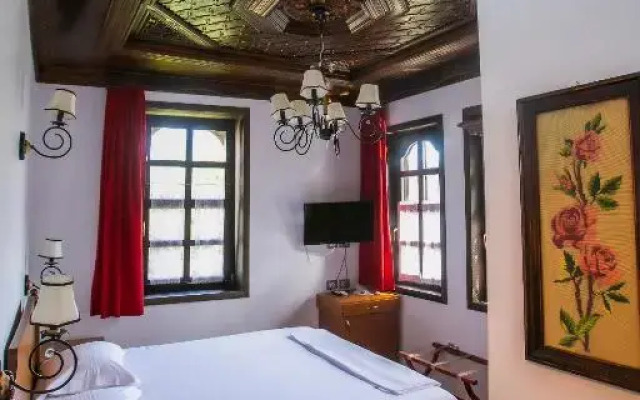 Onufri Hotel