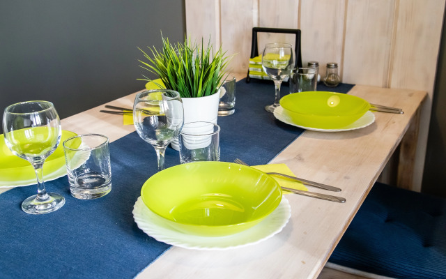 Na Ulitse Fridrikha Engelsa Flat
