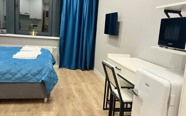 U Metro Ladozhskaya Flat