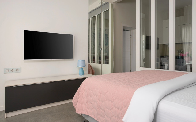 Апартаменты Sirius rent трехкомнатные с террасой