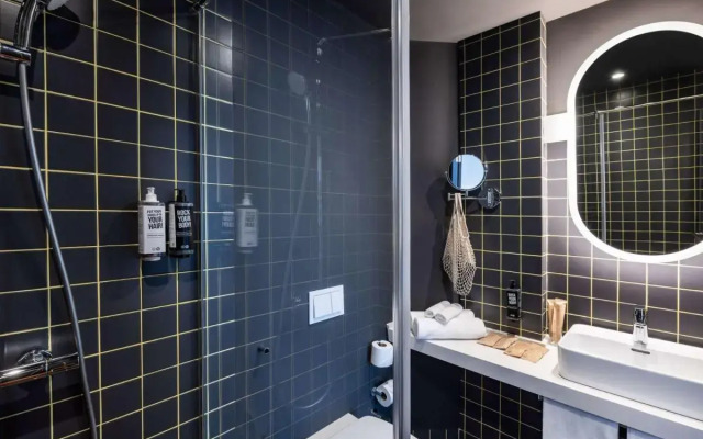 Ibis Tbilisi City Hotel - Brand New