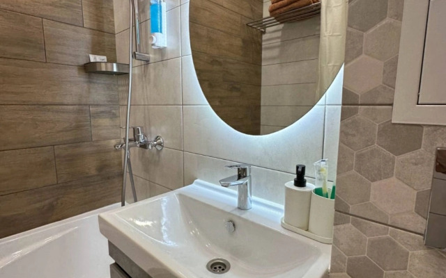 Uyutnaya Kvartira v Tsentre Goroda Flat