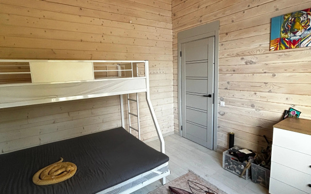 Частный Дом с баней в хвойном лесу на 20 сотках