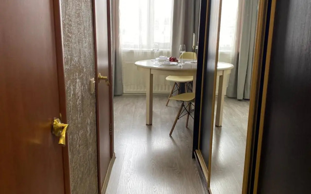 Апартаменты Пять Звёзд рядом с рекой Евояха