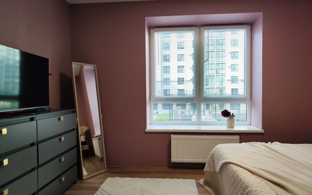 Dizaynerskaya dvushka u morya Flat